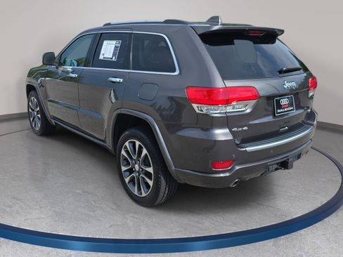 Used 2017 Jeep Grand Cherokee Overland AWD/4WD image 8
