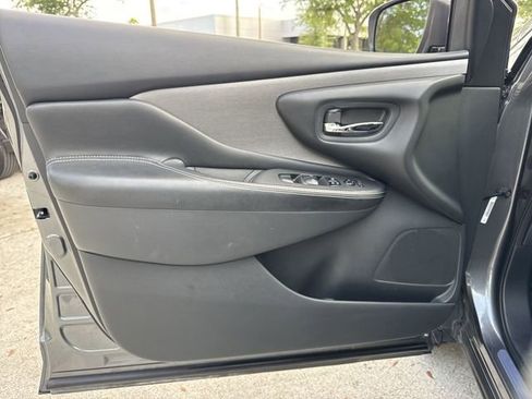 Used 2019 Nissan Murano S w/ Cargo Package FWD image 13