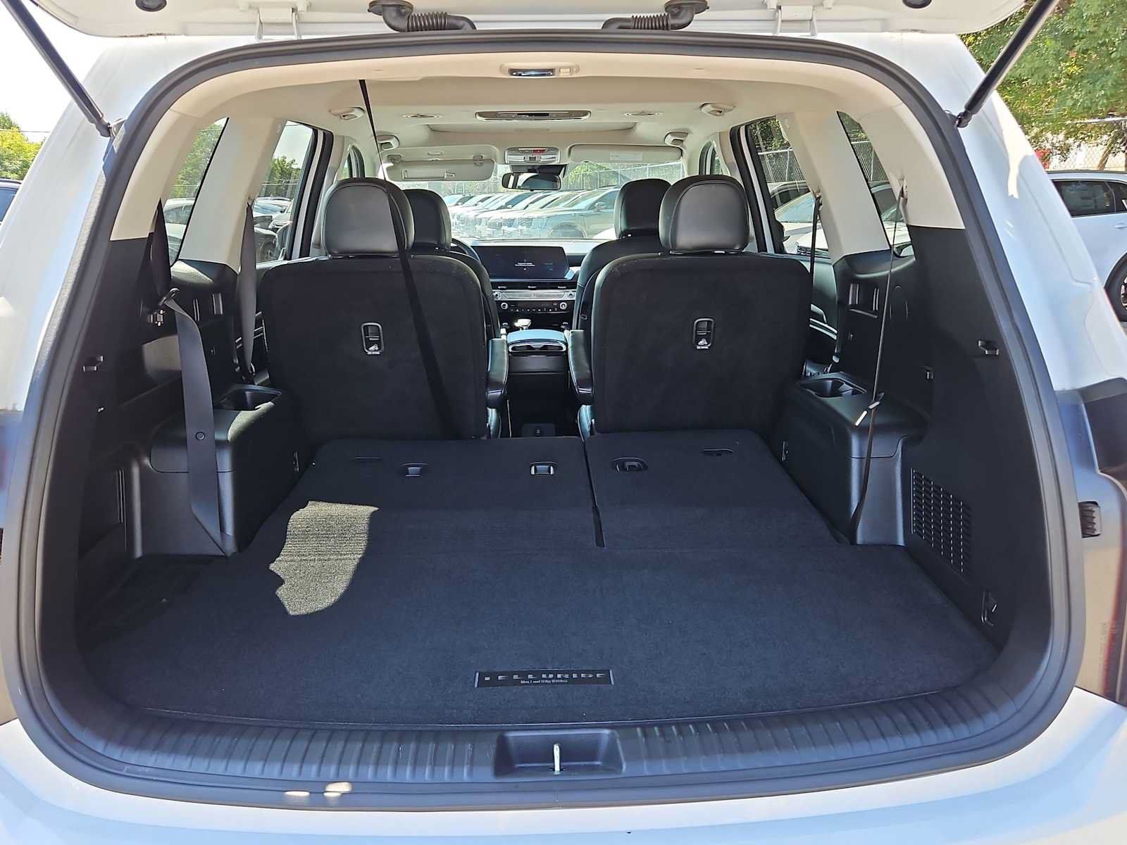Certified 2024 Kia Telluride S w/ S Sunroof Package FWD image 33