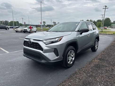Certified 2024 Toyota RAV4 LE FWD image 4