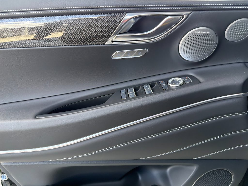 New 2026 Genesis GV80 3.5T e-SC AWD/4WD image 11