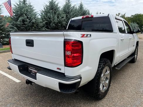 Used 2017 Chevrolet Silverado 1500 LT w/ All Star Edition AWD/4WD image 35
