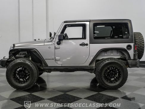 Used 2014 Jeep Wrangler Sport AWD/4WD image 2
