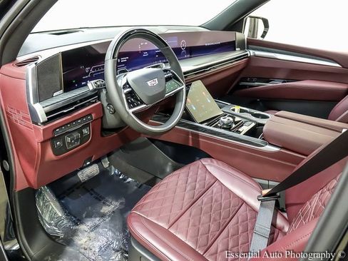 Certified 2026 Cadillac Escalade Sport w/ LPO, ONYX Package image 9