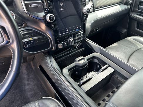 Used 2024 RAM 3500 Limited AWD/4WD image 27