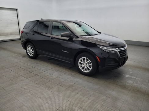 Used 2024 Chevrolet Equinox LS w/ LS Convenience Package FWD image 11
