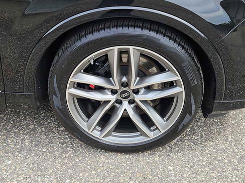 Certified 2025 Audi SQ7 Prestige AWD/4WD image 9