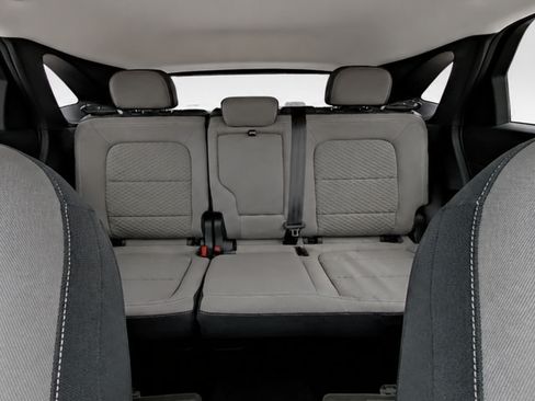 Used 2022 Ford Escape SE w/ SE Sport Appearance Package FWD image 16