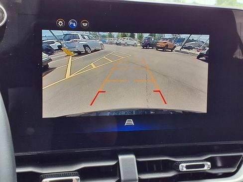 Used 2026 Chevrolet Equinox LT w/ Convenience Package II AWD/4WD image 10