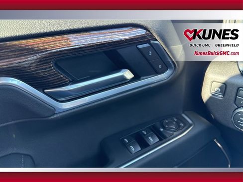 New 2026 GMC Sierra 1500 Elevation image 37