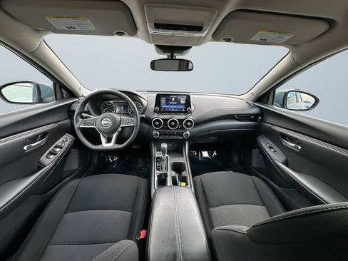 Used 2024 Nissan Sentra SV FWD image 10