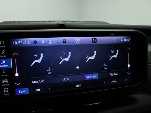 Used 2025 Jeep Wrangler Sahara w/ Safety Group image 26