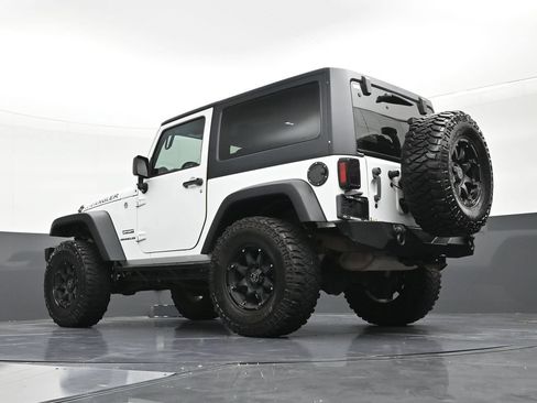 Used 2017 Jeep Wrangler Sport w/ Quick Order Package 24S AWD/4WD image 22