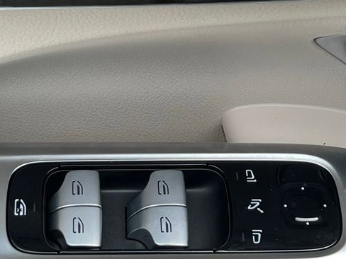 Certified 2023 Mercedes-Benz C 300 4MATIC Sedan image 24