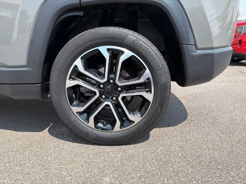 Used 2022 Jeep Compass Limited AWD/4WD image 10