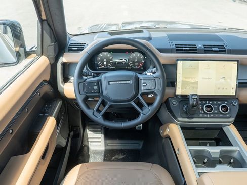 New 2026 Land Rover Defender 90 V8 AWD/4WD image 12