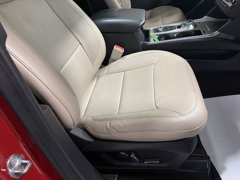 Used 2020 Ford Explorer Limited image 35
