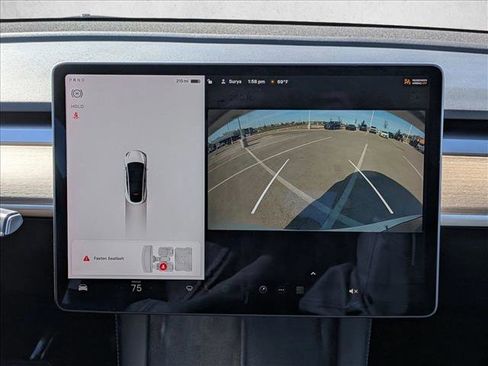 Used 2021 Tesla Model Y Long Range image 12