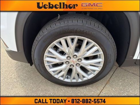 New 2026 GMC Acadia Elevation w/ Elevation Premium Package FWD image 17
