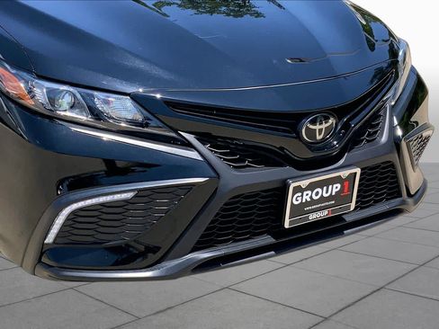 Used 2023 Toyota Camry SE FWD image 29