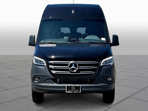 New 2026 Mercedes-Benz Sprinter 2500 image 3