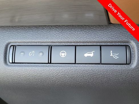 Used 2024 Nissan Pathfinder Platinum w/ Cargo Package FWD image 19