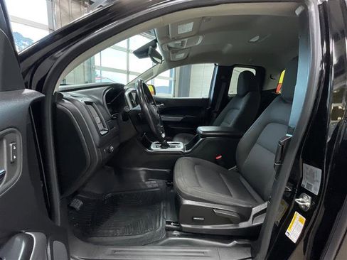 Used 2022 Chevrolet Colorado LT w/ Fleet Safety Package RWD image 11
