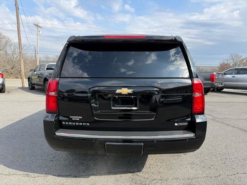 Used 2018 Chevrolet Suburban Premier image 5