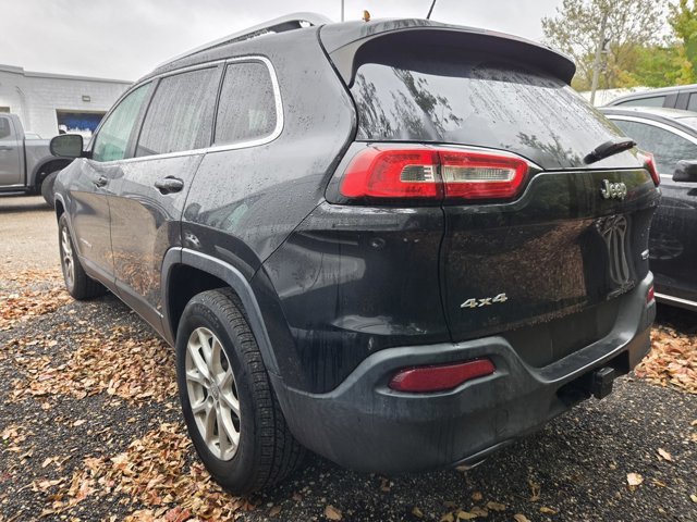 Used 2014 Jeep Cherokee Latitude w/ Comfort/Convenience Group AWD/4WD image 3