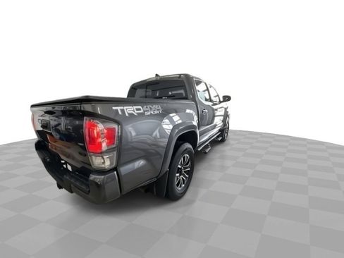 Used 2020 Toyota Tacoma TRD Sport image 8