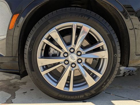 Used 2024 Cadillac XT6 Premium Luxury image 30