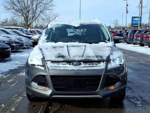 Used 2014 Ford Escape Titanium image 2