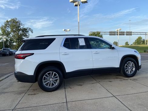 Used 2023 Chevrolet Traverse LT w/ LPO, Cargo Package AWD/4WD image 14