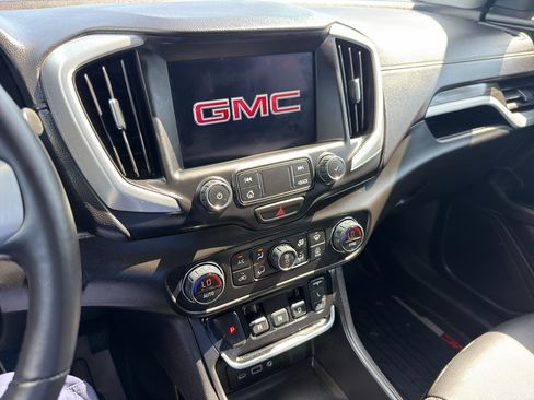Used 2021 GMC Terrain SLT FWD image 13