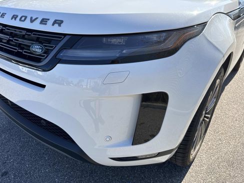 New 2026 Land Rover Range Rover Evoque S image 9