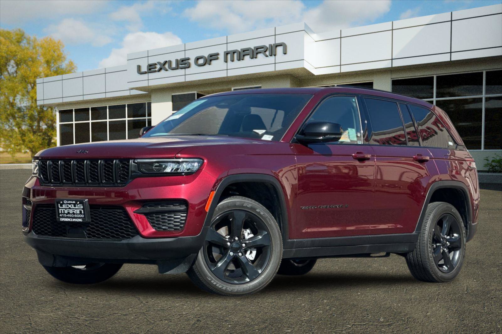 Used 2023 Jeep Grand Cherokee Altitude AWD/4WD image 1