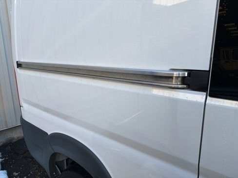 Used 2017 RAM ProMaster 2500 w/ Interior Convenience Group image 27