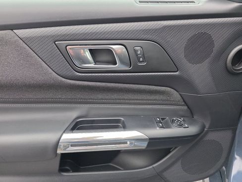 Used 2025 Ford Mustang GT image 18