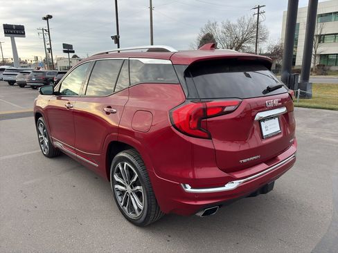 Used 2019 GMC Terrain Denali w/ Advanced Safety Package image 5