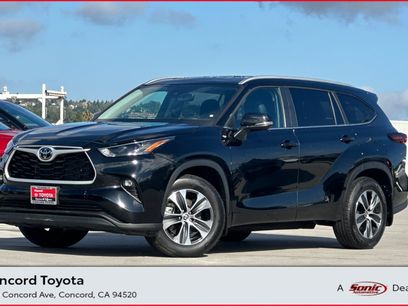 Used 2026 Toyota Highlander XLE