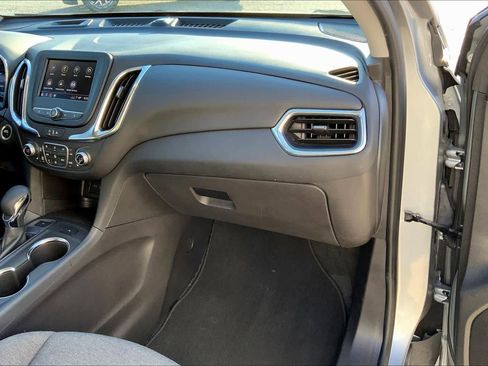 Used 2024 Chevrolet Equinox LT image 17