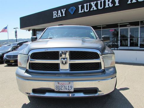 Used 2010 Dodge Ram 1500 Truck SLT RWD image 2