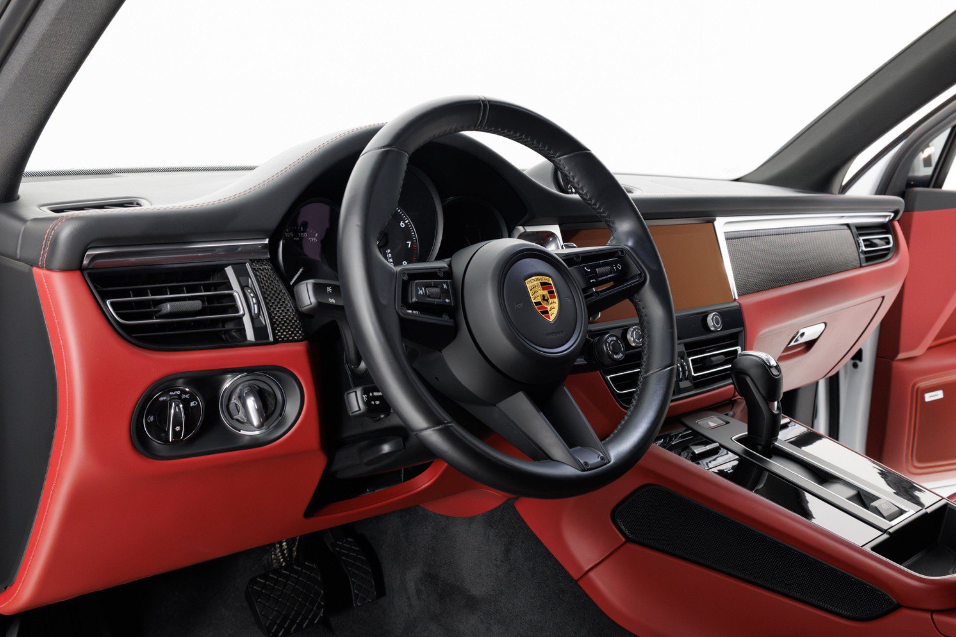 Used 2022 Porsche Macan GTS AWD/4WD image 19