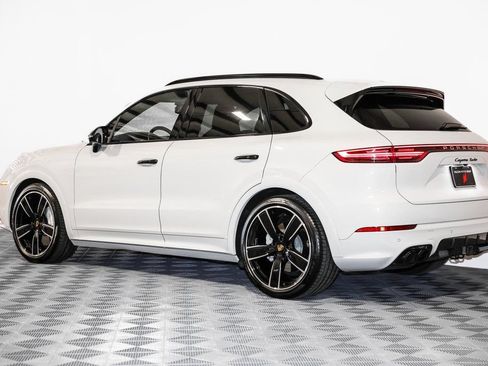 Used 2019 Porsche Cayenne Turbo AWD/4WD image 15