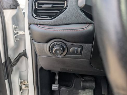 Used 2023 Dodge Durango GT AWD/4WD image 11