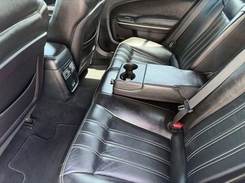 Used 2020 Chrysler 300 S RWD image 30
