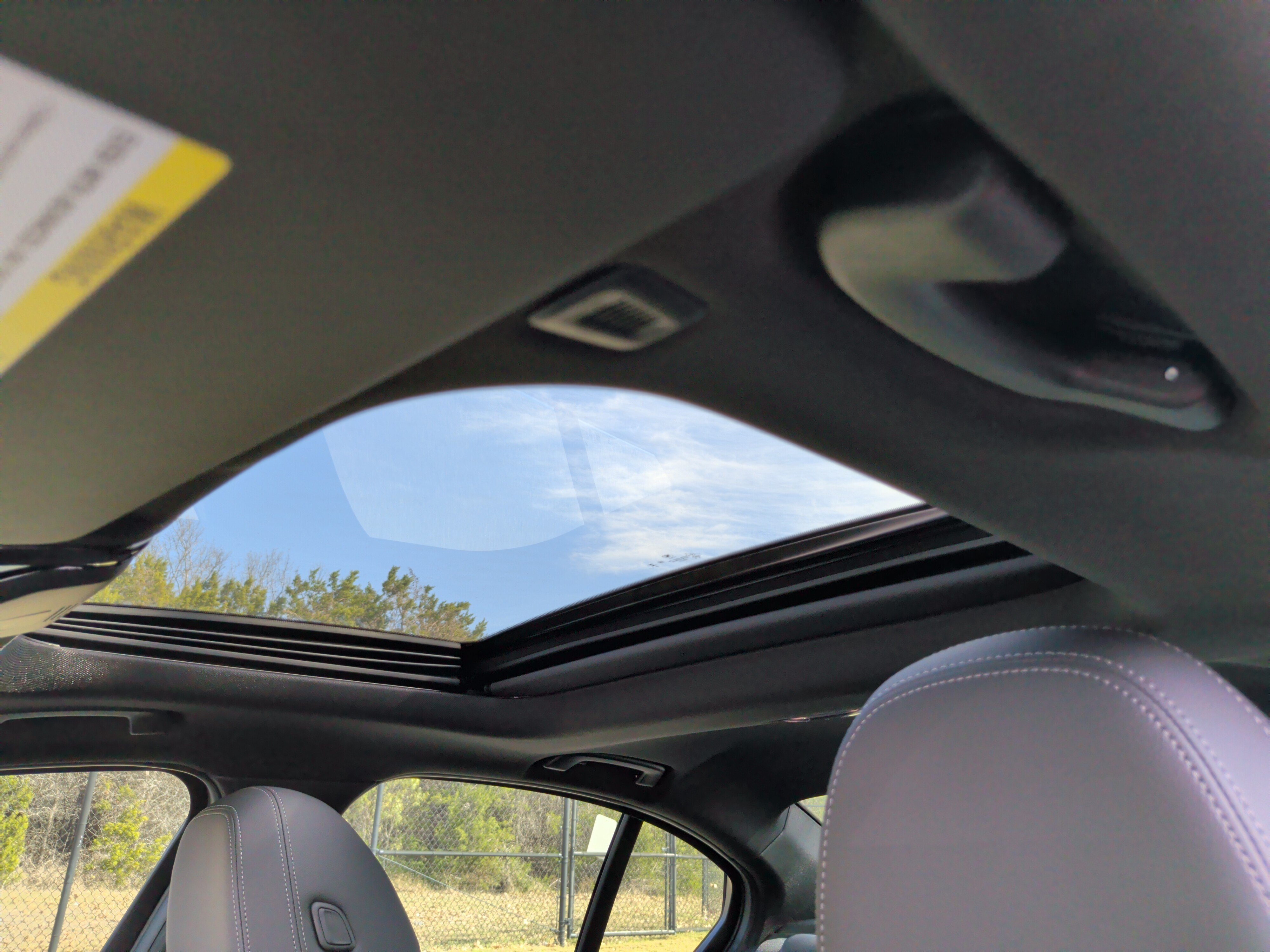Certified 2026 BMW 330i Sedan w/ Convenience Package RWD image 31