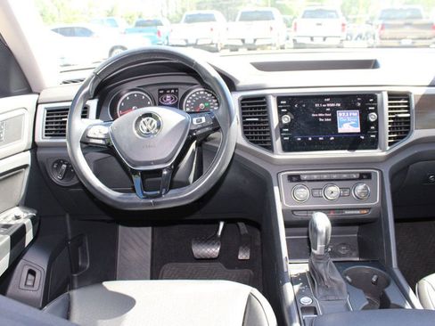 Used 2019 Volkswagen Atlas SE FWD image 15