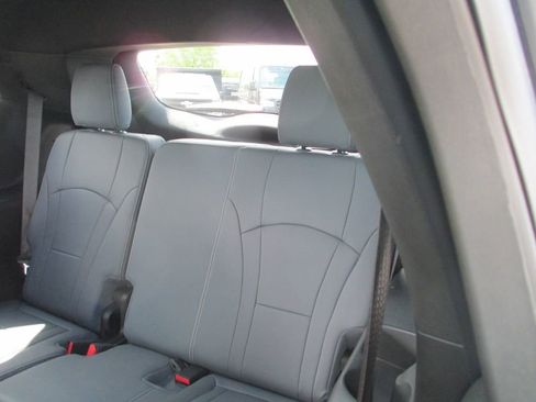 Used 2023 Buick Enclave Essence w/ Experience Buick Package AWD/4WD image 22