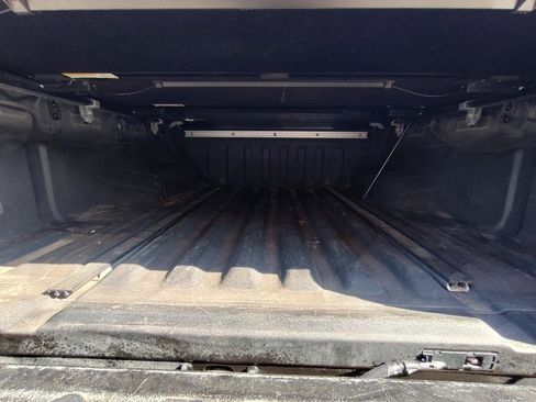 Used 2020 Nissan Frontier SV RWD image 42